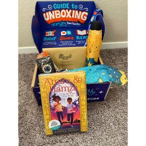 Owlcrate JR Amira & Hamza - Science is Magic Book Box